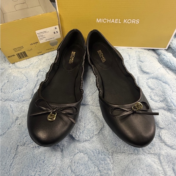Michael Kors Shoes - Michael Kors Fiona Flex Ballet Flats